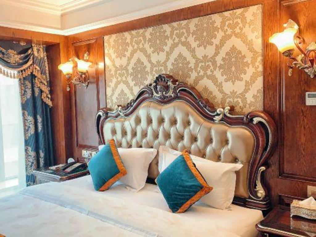 Chengdu French Theme Gold Palace Exteriér fotografie