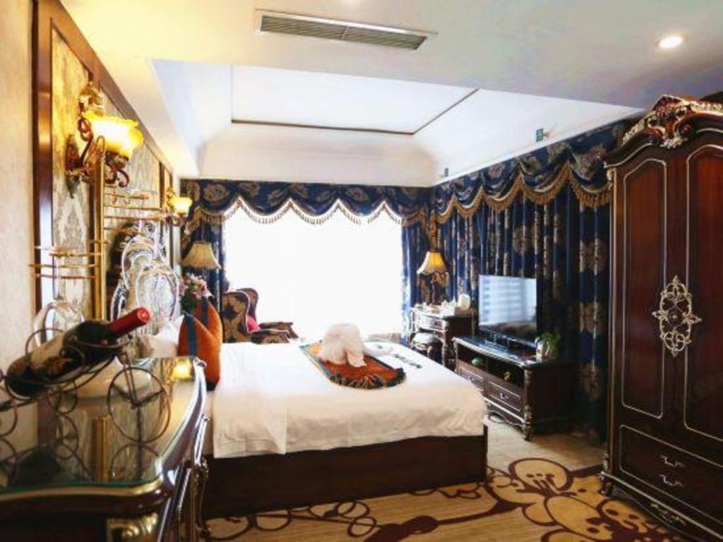 Chengdu French Theme Gold Palace Exteriér fotografie