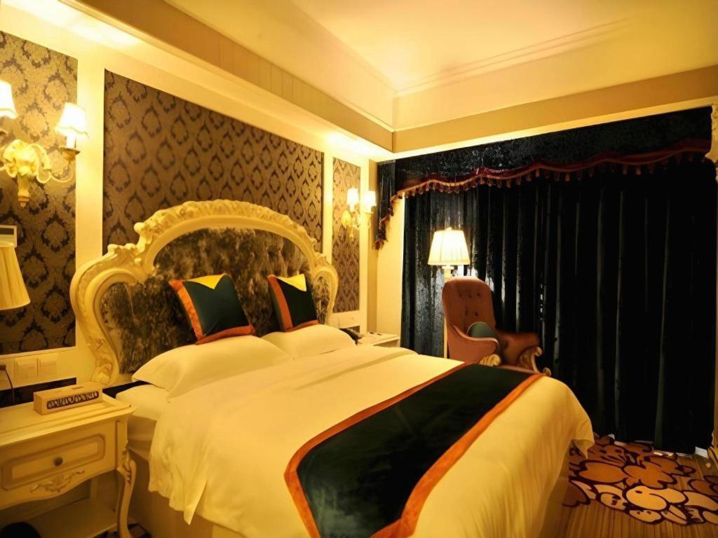 Chengdu French Theme Gold Palace Exteriér fotografie